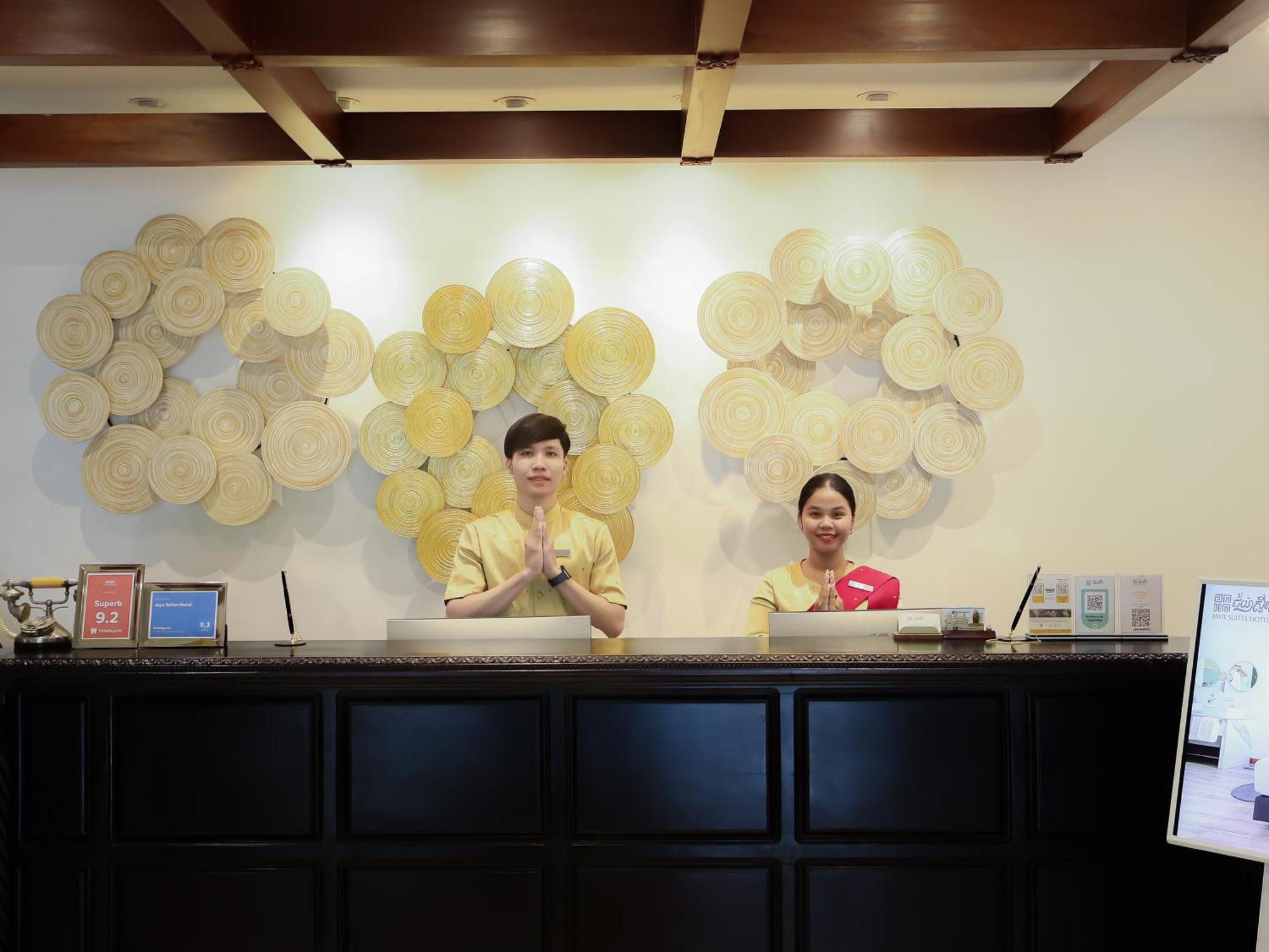 Jaya Suites Hotel Phnom Penh Exterior photo