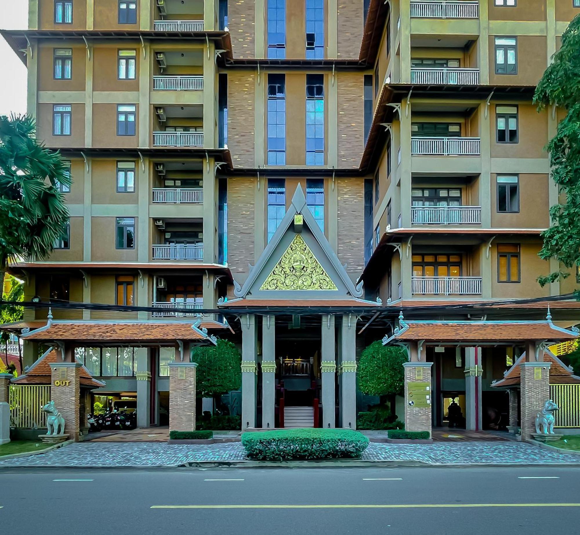 Jaya Suites Hotel Phnom Penh Exterior photo
